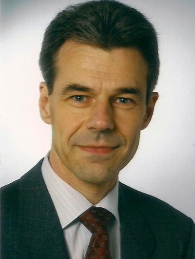 
Prof. Dr. Gerhard Biallas
